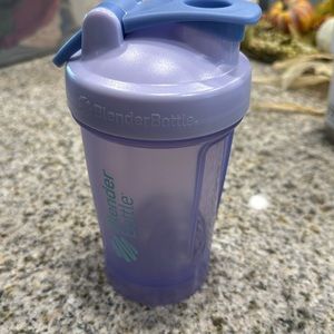 pink/purple mini blender bottle